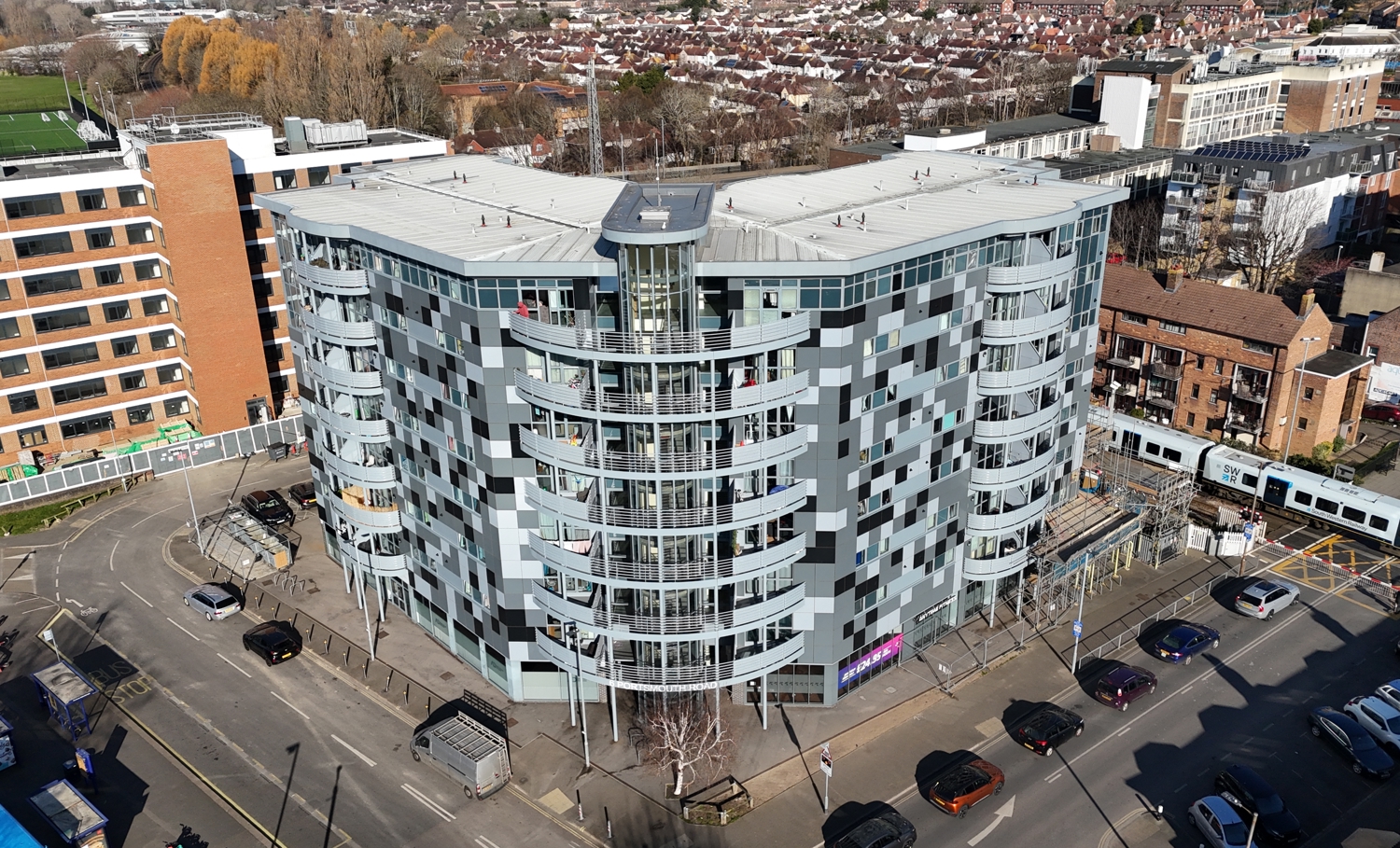 6 Portsmouth Road (3).jpg